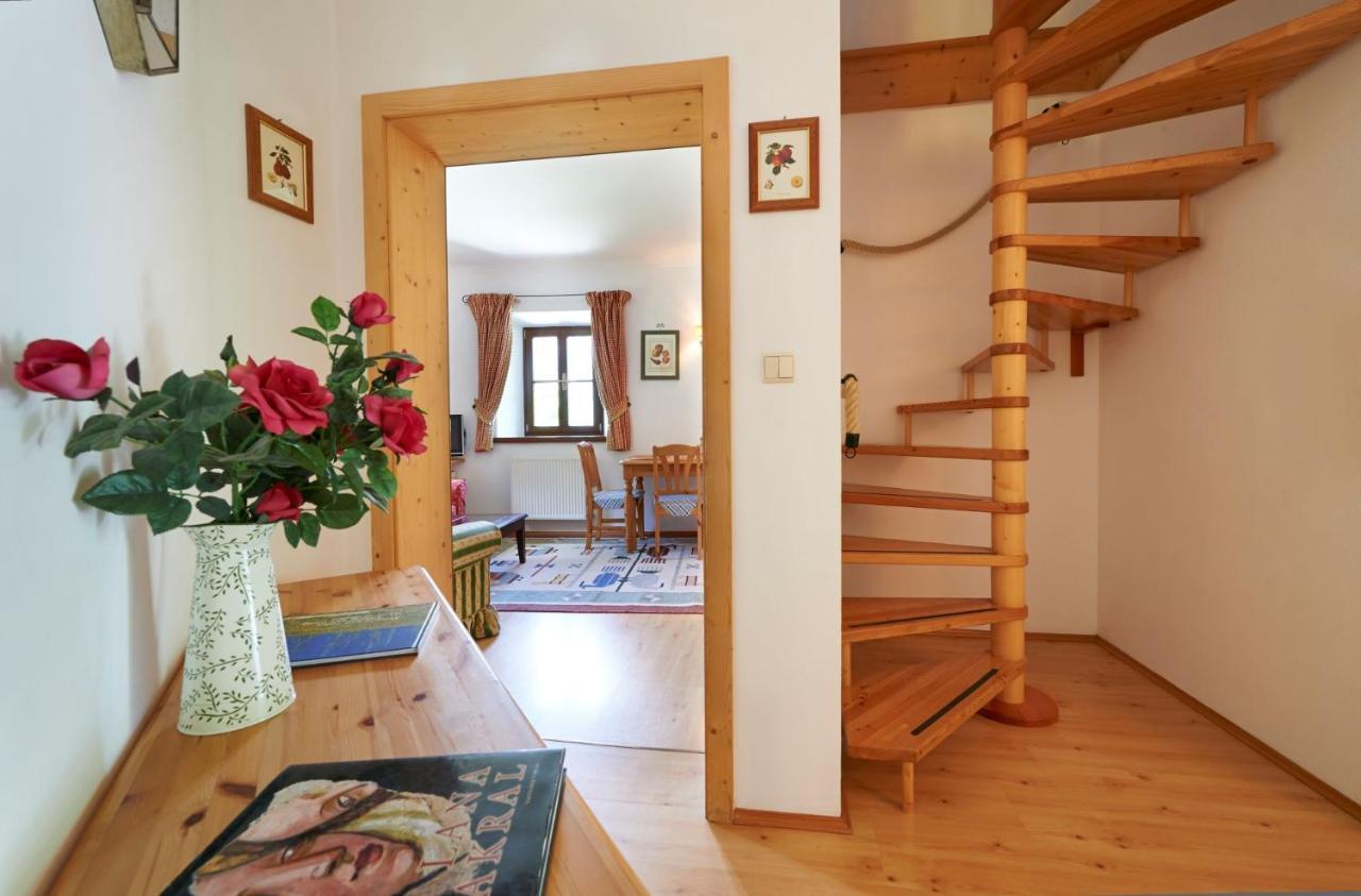 Ferienapartments Gutshof Brandis Lana Exteriör bild